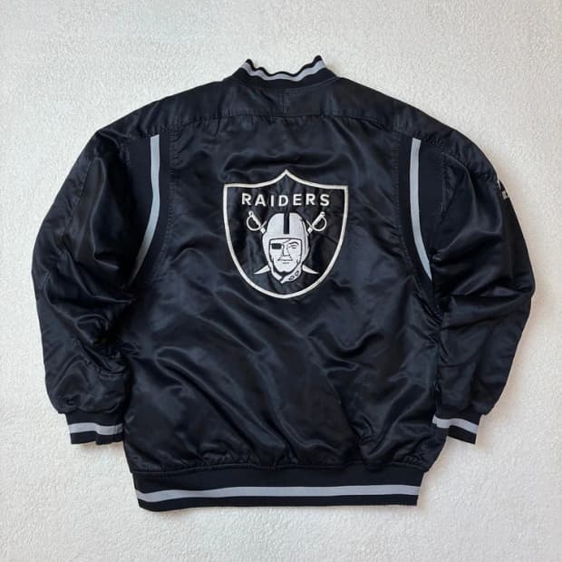 NFL 오클랜드 레이더스 아치 로고 블랙 사틴 바시티 점퍼 PN5733