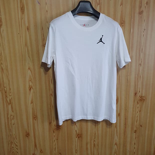 나이키 조던 반팔 티 L