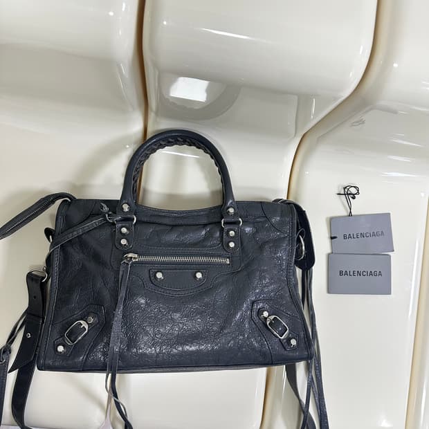 [A+ 정품] 발렌시아가 시티 모터백 스몰 다크그레이