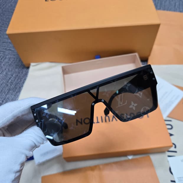 [특가][정품]루이비통 풀 모노그램 선글라스