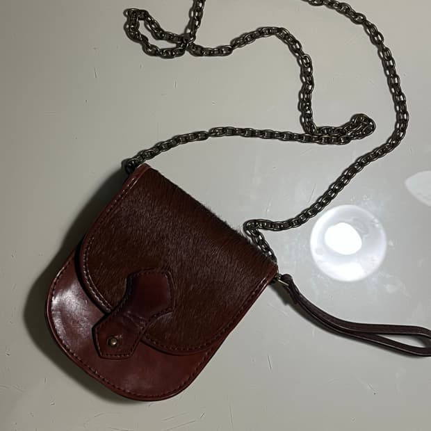 Club Monaco 송치 가죽 크로스 클러치 체인백