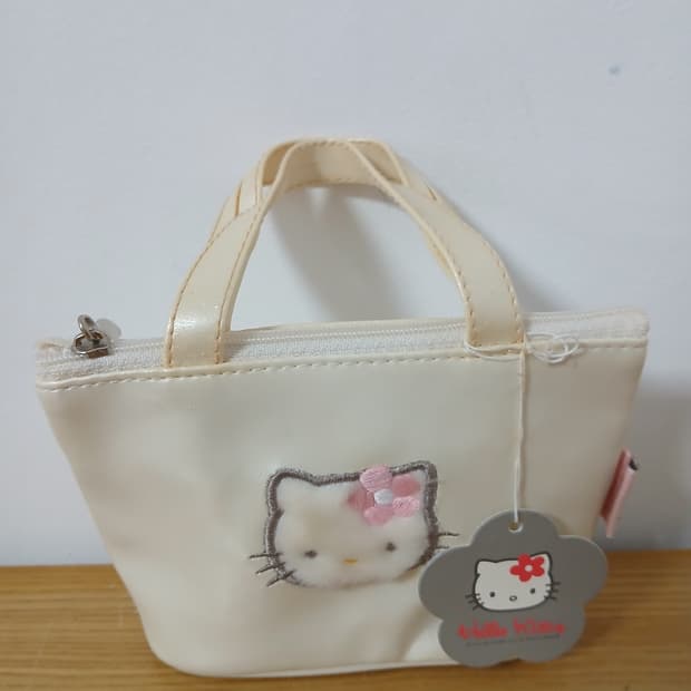 97년 빈티지 고전 헬로키티 손가방