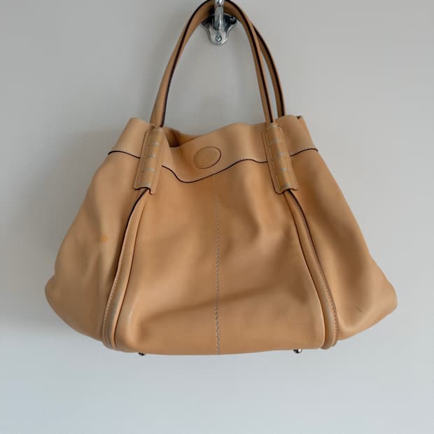 토즈(TOD'S) 레더 토트 숄더백(ITALY)