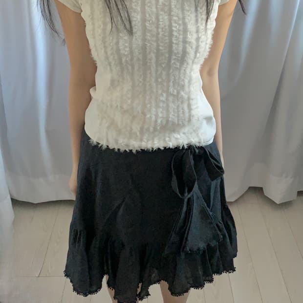 frill bell skirt