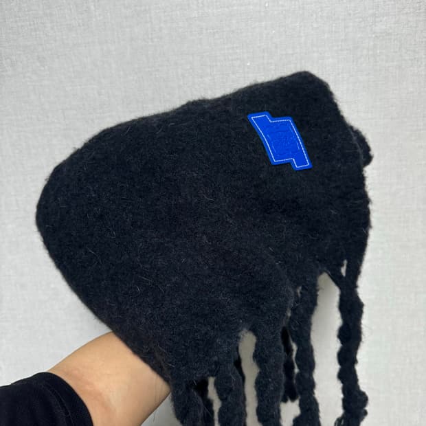 아더에러 머플러 판매합니다