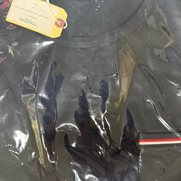 톰브라운 5사이즈 반팔티