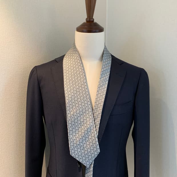 에르메스(HERMES) 명품넥타이 최상급 A+등급 9.3cm