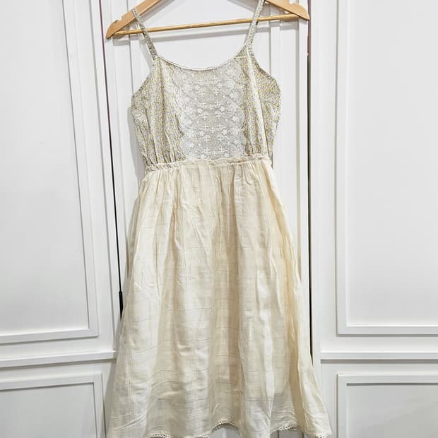 레이스 플라워 레이어드 원피스