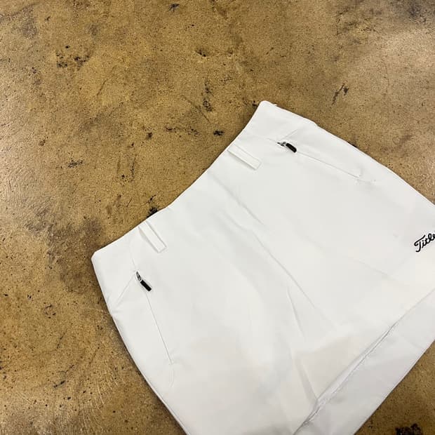 [정품/25] 타이틀리스트 화이트 골프 스커트 b17
