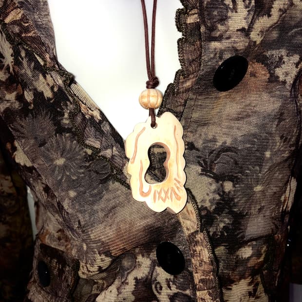 wood hippy necklace