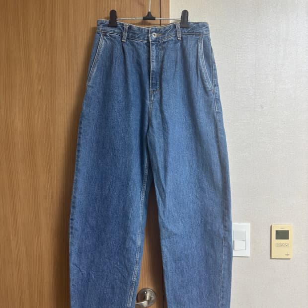 아트 이프 엑츠 원턱 커브드 데님 S 사이즈
