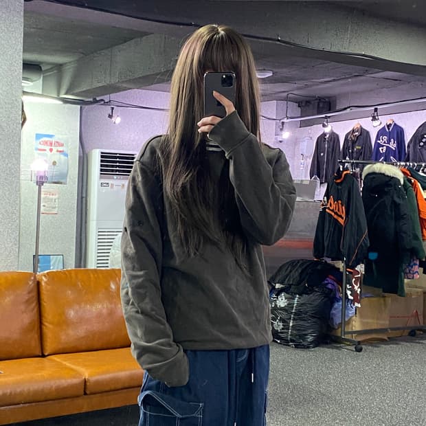 스톤 아일랜드 다크그린 와펜 맨투맨 B2630