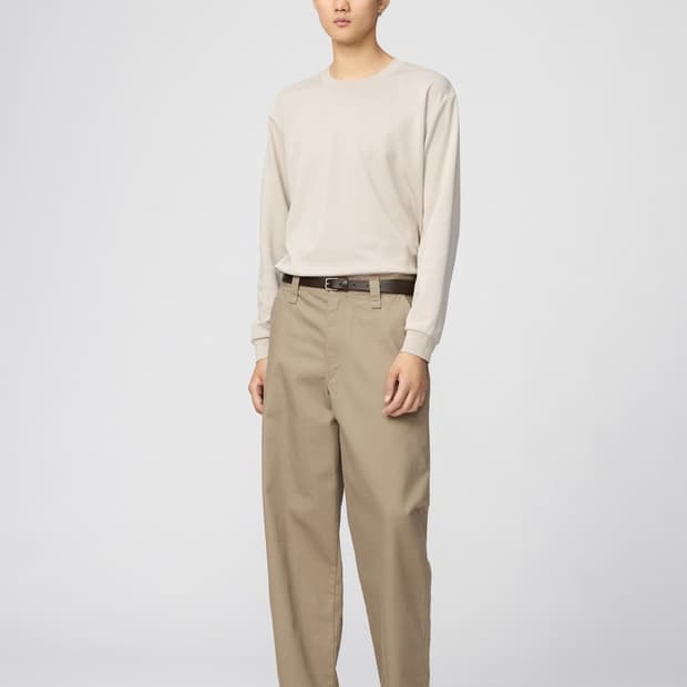 유니클로 와이드핏치노팬츠 73사이즈