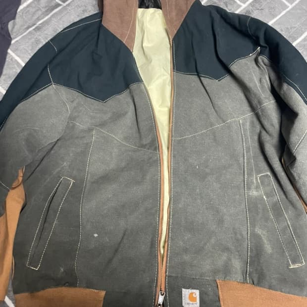 칼하트 컬러블록 후드자켓