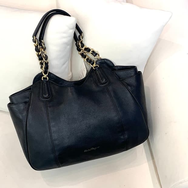 페라가모 멜린다 체인 숄더백 (정품)