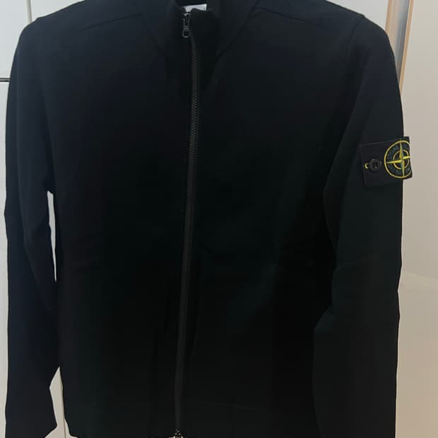 25fw 스톤아일랜드 니트가디건 S (새상품급)