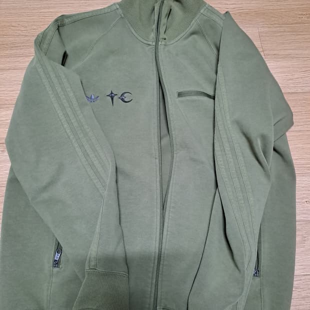 떠그클럽 아디다스 져지 팝니다