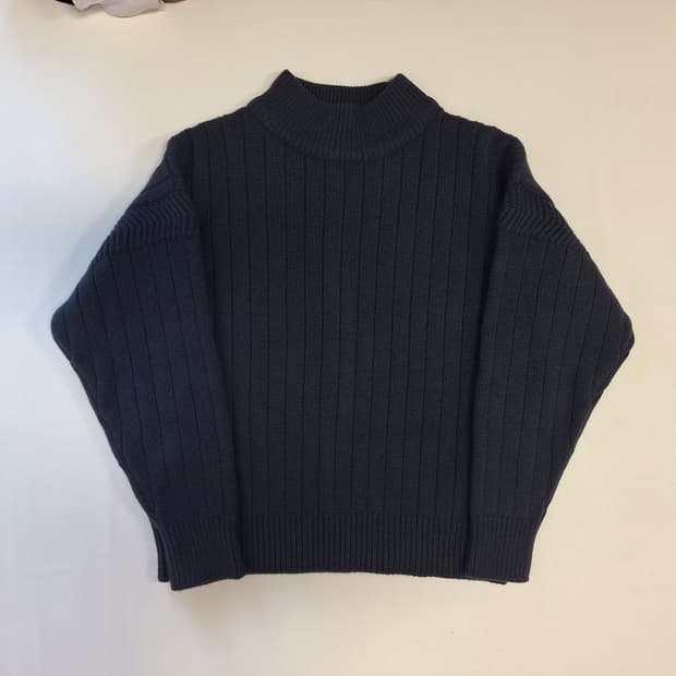 얼바닉 30 울 니트