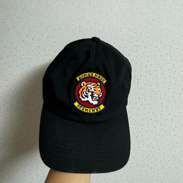 휴먼메이드 블랙 볼캡