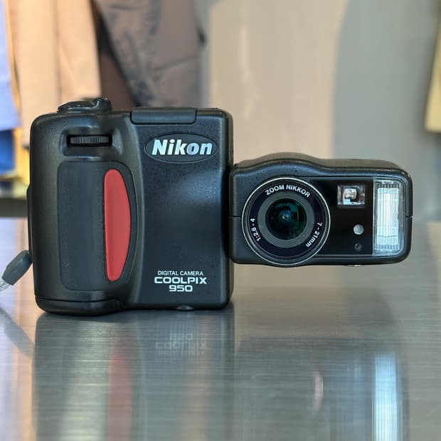 셀카가능)니콘 쿨픽스 950 빈티지디카