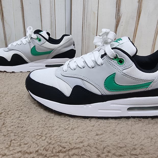 나이키 에어맥스1 GS (D144