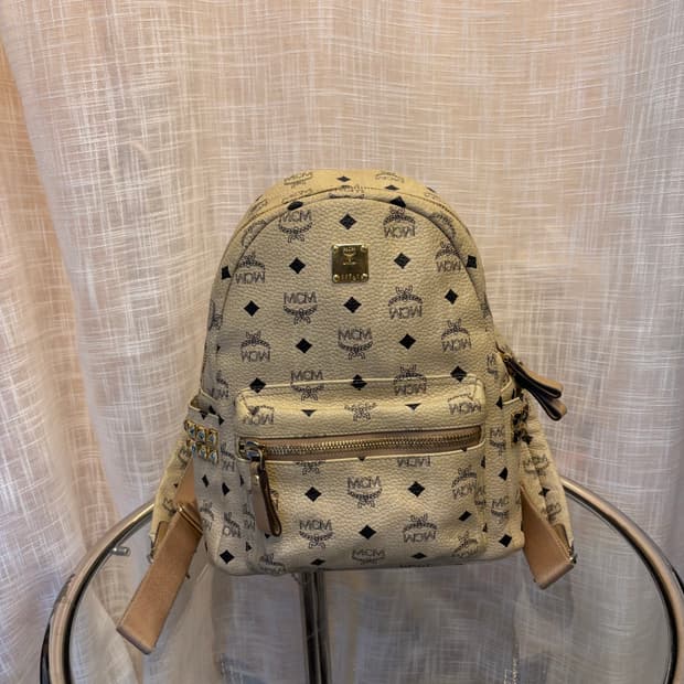 정품 MCM 비세토스 스타크 백팩      