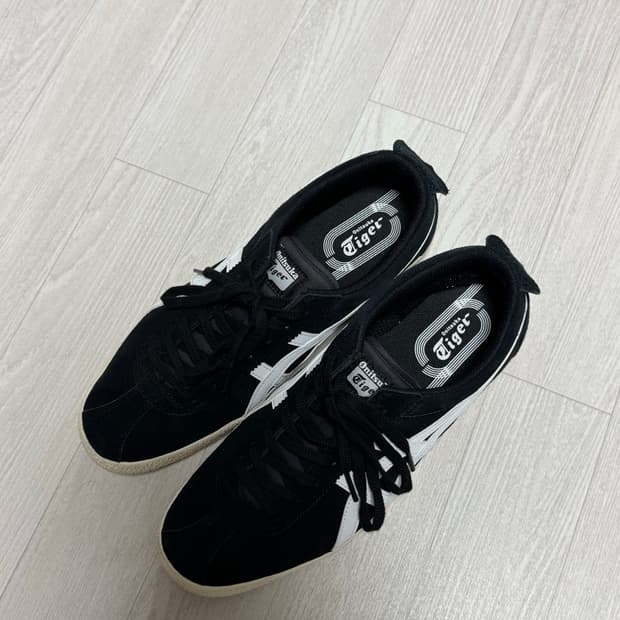 280 사이즈 오니츠카 타이거 멕시코 델리게이션 블랙 화이트