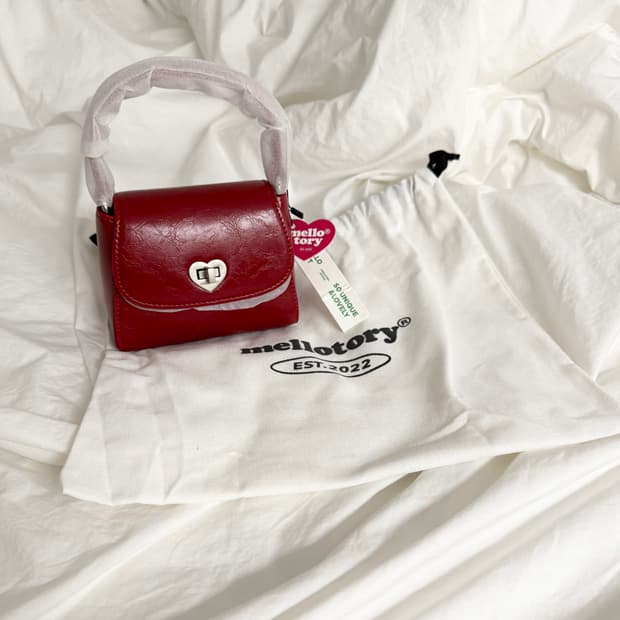 멜로토리 하트락 미니백 새상품 크로스백 토트백 2way