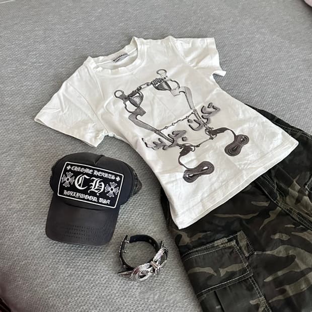 604service hoof fur t-shirts