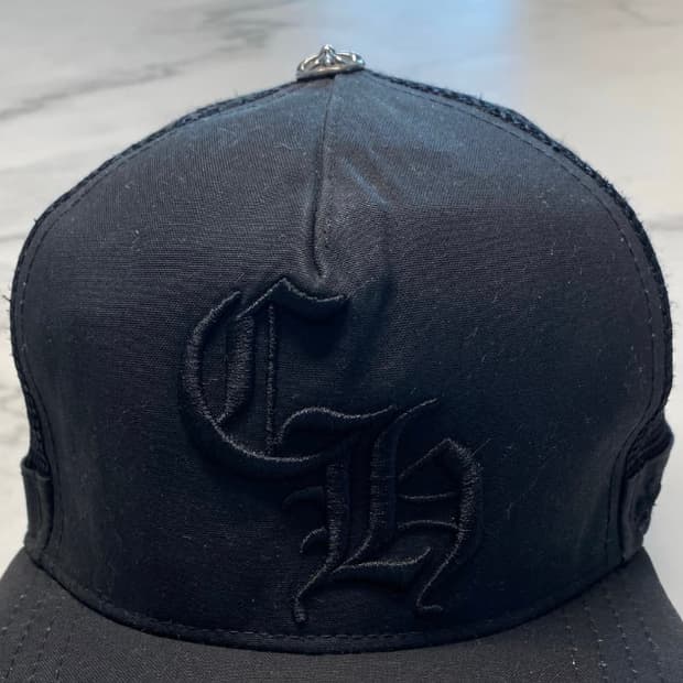 Chrome Hearts 메쉬 트러커 볼캡 블랙