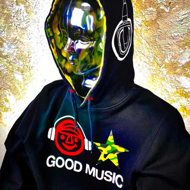 LAUNDRY “Good Music” 헤드폰 풀오버 스웻 후드 티셔츠