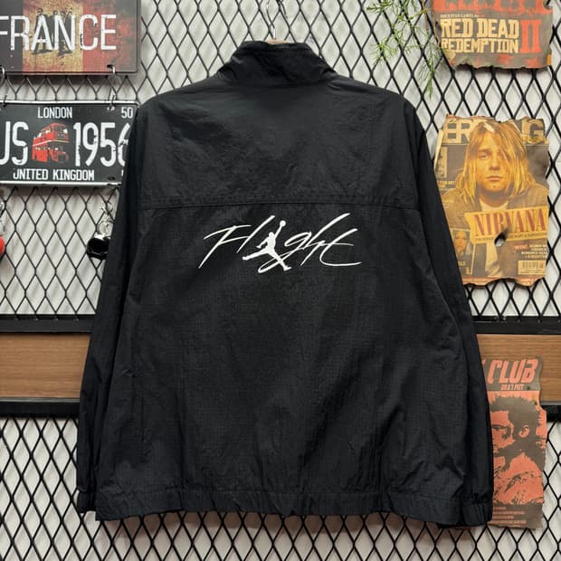 나이키 조던 에센셜 우븐 플라이트 바람막이 후면 로고 포인트 블랙