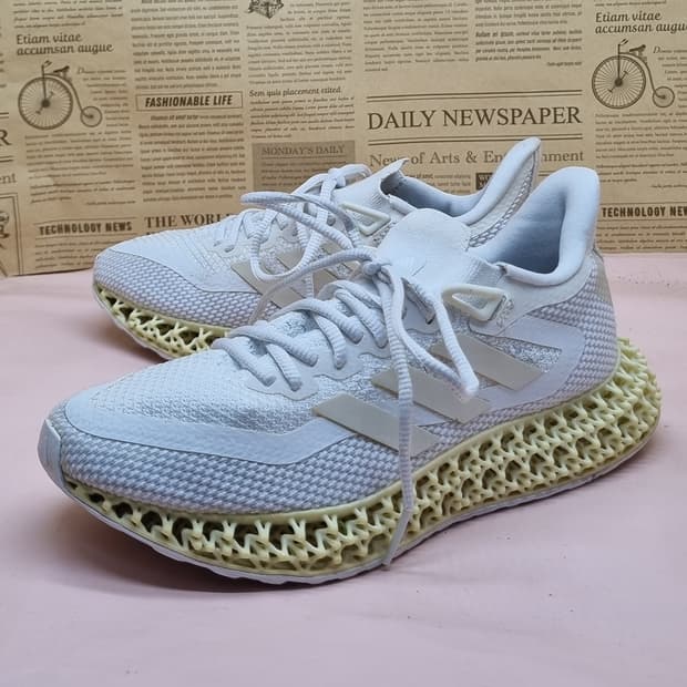 아디다스 4D 포어드 펄스 여성 런닝화 230