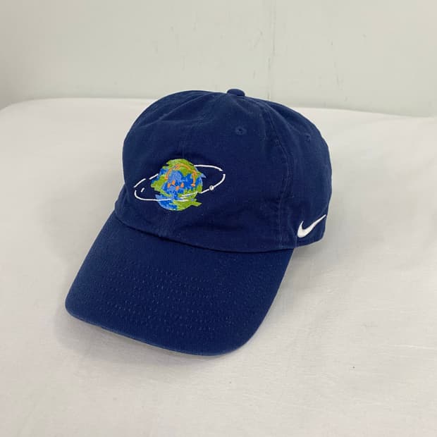나이키 x 스와로브스키 헤리티지 볼캡