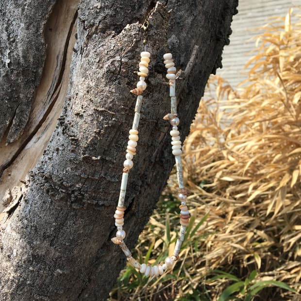 shellfish necklace (huj)
