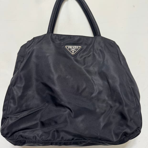 프라다 포코노 나일론 토트백