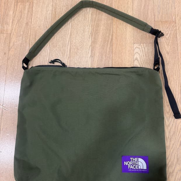 노스페이스 퍼플라벨 크로스백