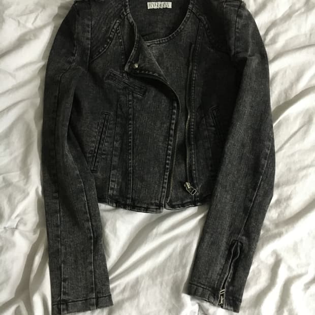 Rachel 흑청 세미크롭 라이더 자켓