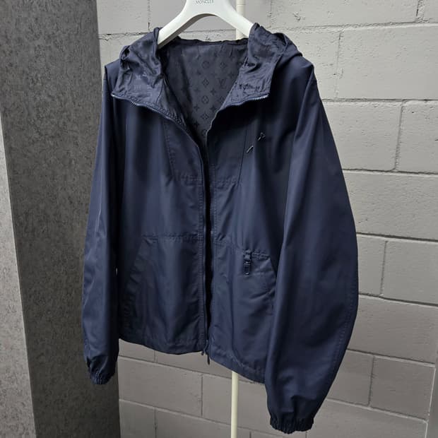 루이비통 LV 모노그램 리버서블 바람막이 58