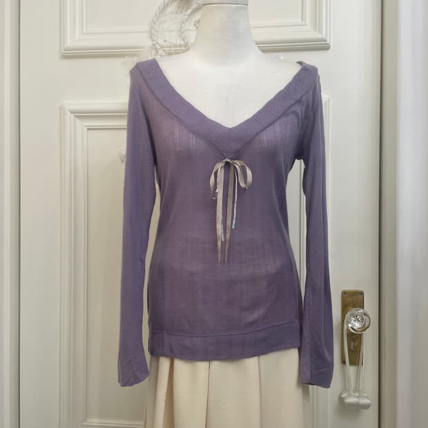 purple satin bow v-neck knit top