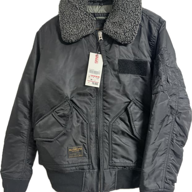 스파오 MA-1 항공점퍼 블랙