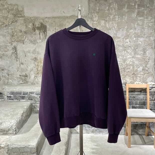 아크네 스튜디오 퍼플 피아 크루넥 스웻 셔츠