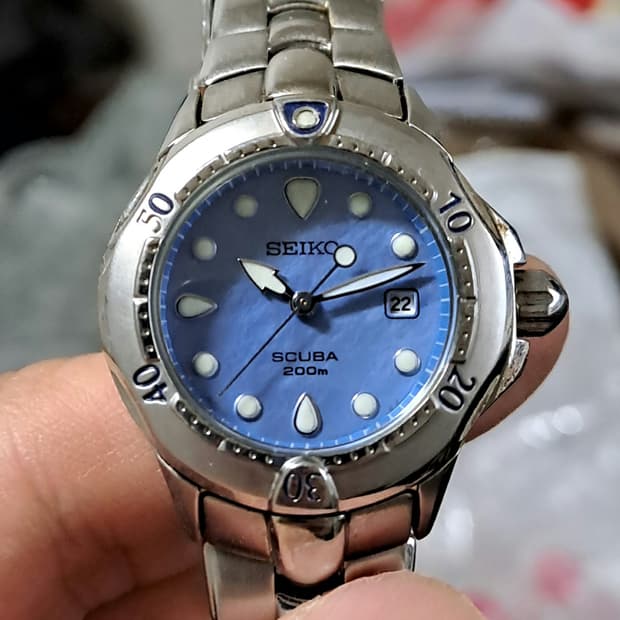 Seiko scuba driver's watch blue
