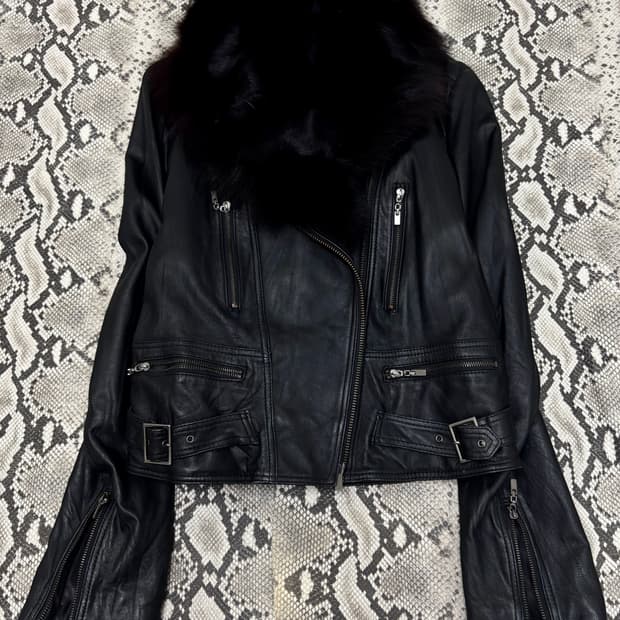 “Robo” 00’s Design V-Kei Mood Fur Detail