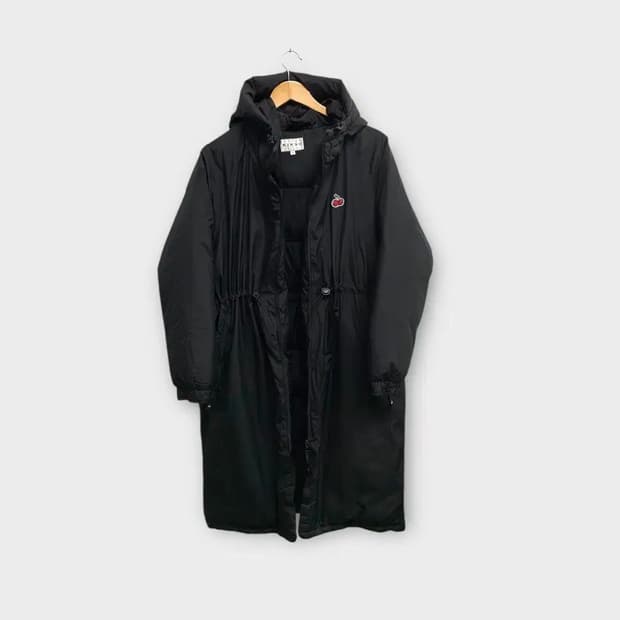 키르시 스몰 체리 롱 패딩 IA [블랙]