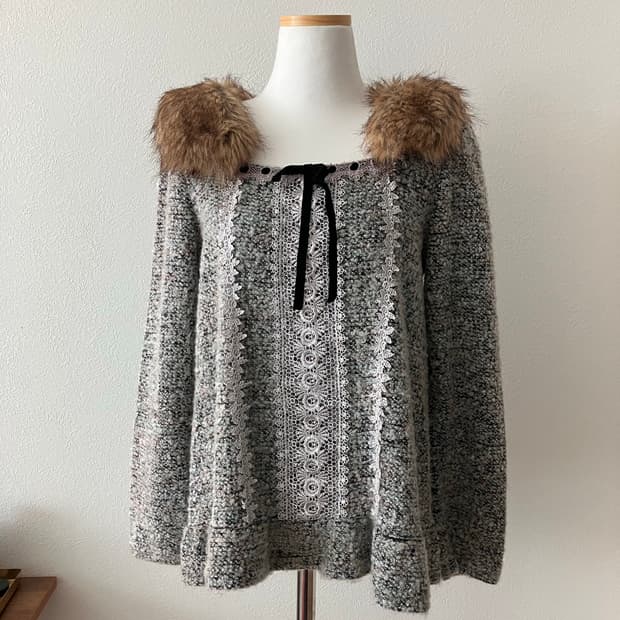 엑시즈팜 퍼장식 니트 히메갸루 모리걸 하구미 로걀 에겐녀