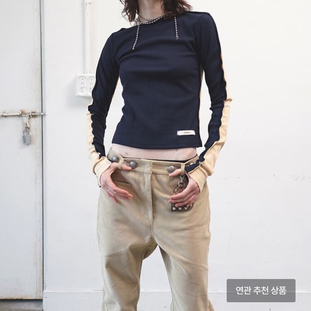 데어트 HALF AND HALF LONG SLEEVE TOP