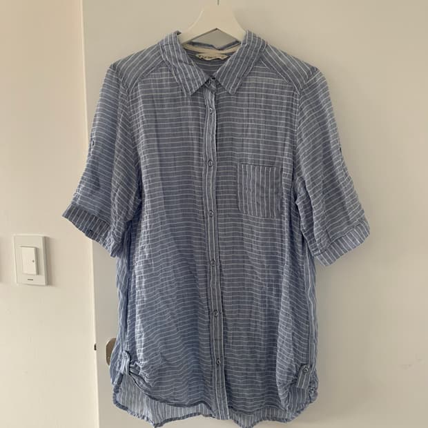 블루 스트라이프 셔츠