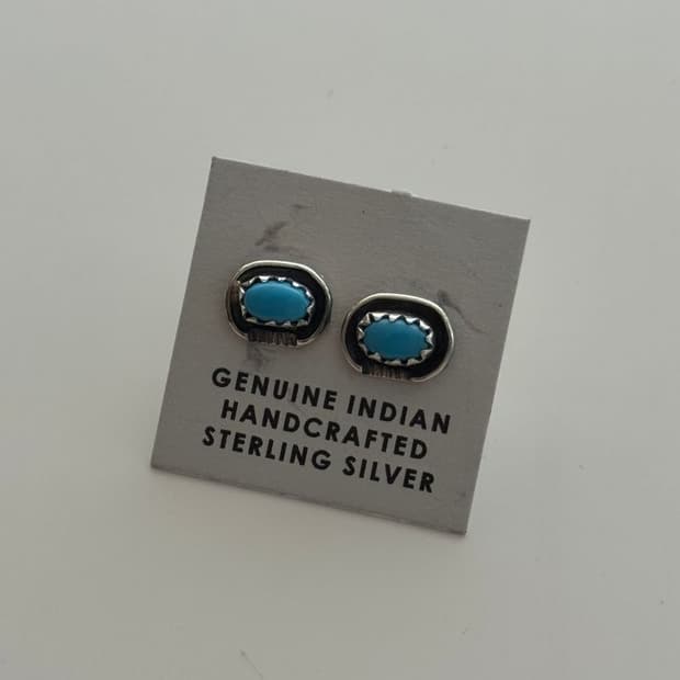 OVAL HANDCRAFTED EARING  타원형 핸드메이드 귀걸이