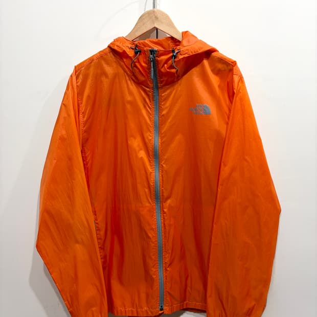 노스페이스 윈드브레이커 자켓